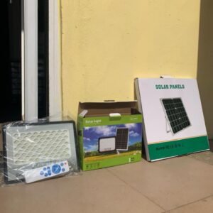 100 Watts solar light